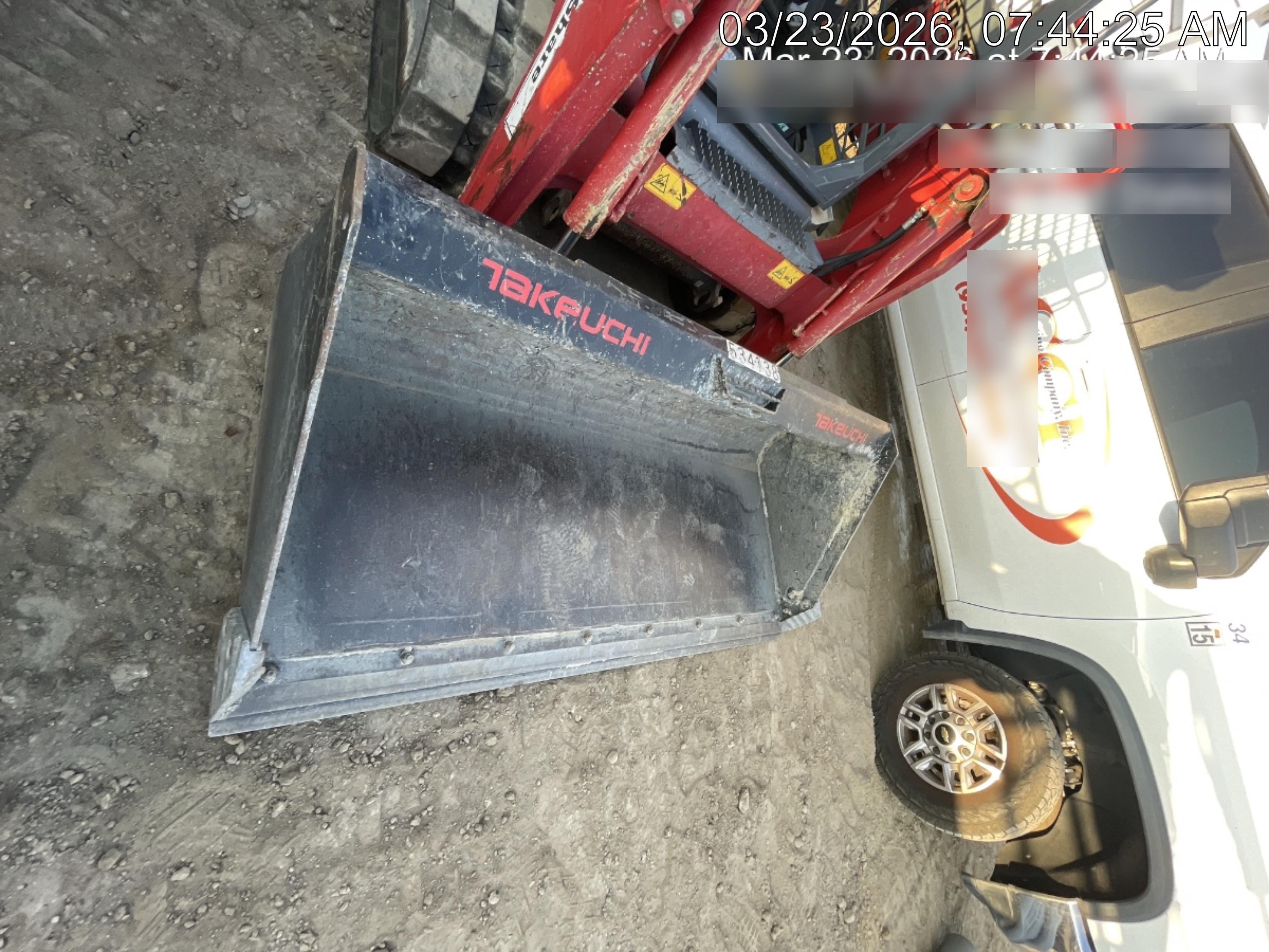2025 TAKEUCHI 76" Smooth Bucket - Takeuchi