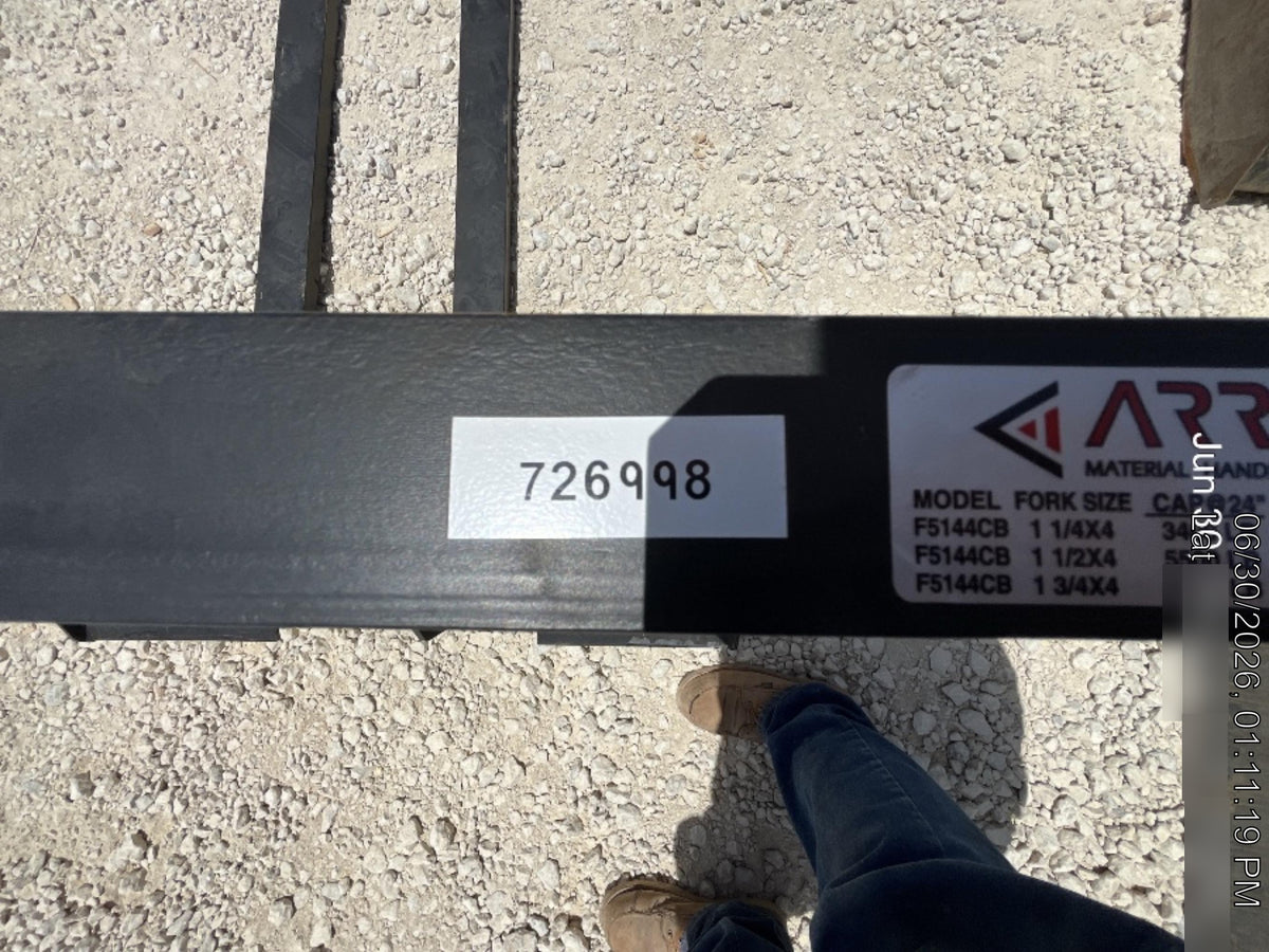 2026 ARROW MATERIAL HANDLING 72" Pallet Forks - Arrow