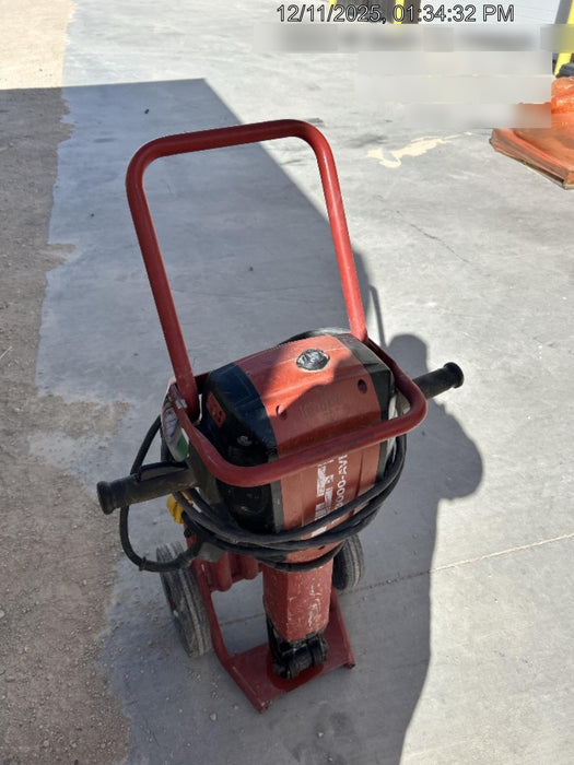 2020 HILTI TE 3000-AVR
