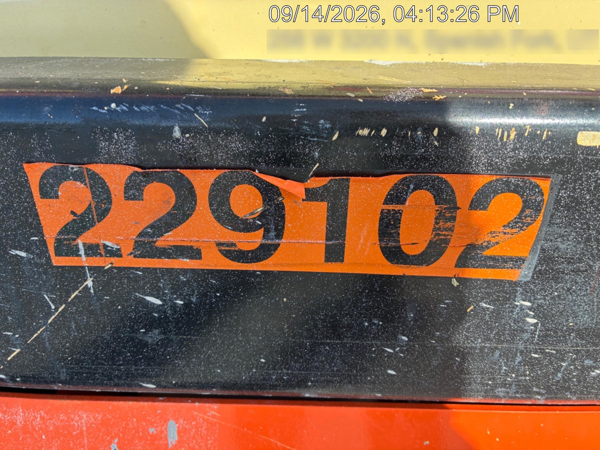2022 JLG ES1932