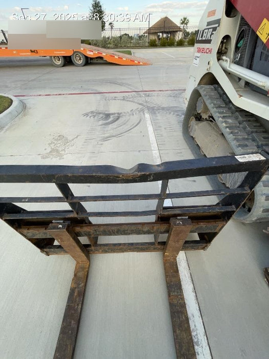 2022 ARROW MATERIAL HANDLING 60" Pallet Forks - Arrow