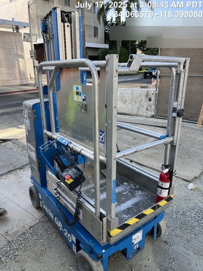2021 GENIE GR-20