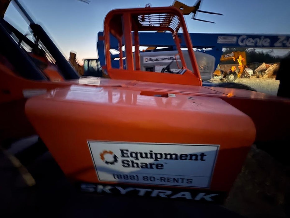 2021 SKYTRAK 10054