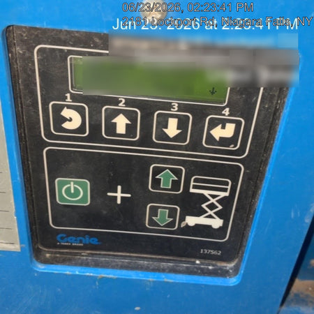 2023 GENIE GS-3232