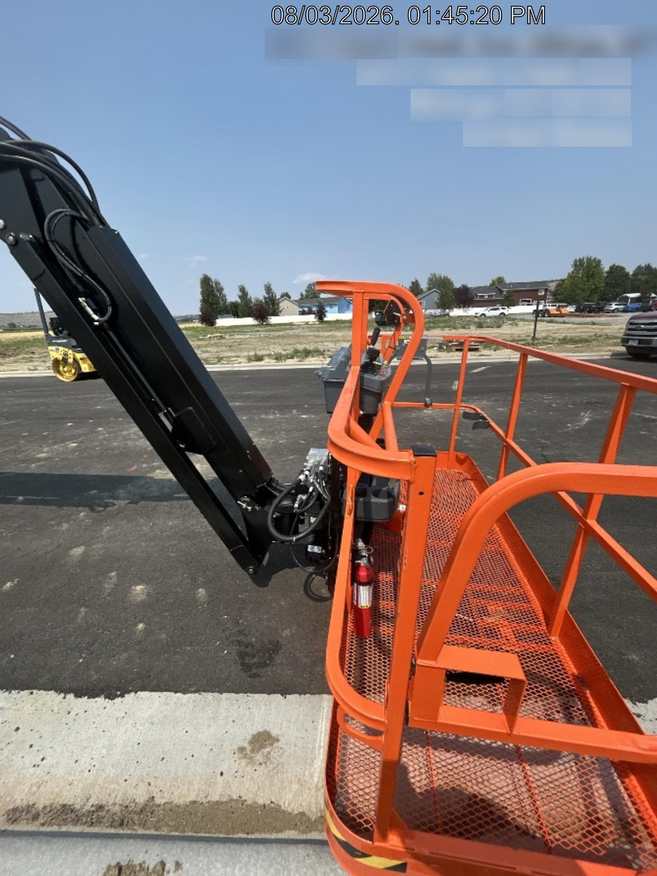 2025 JLG 660SJ