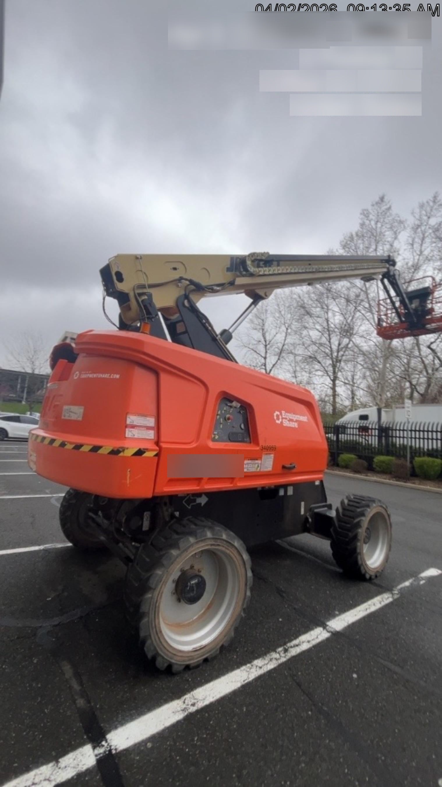 2023 JLG 660SJ