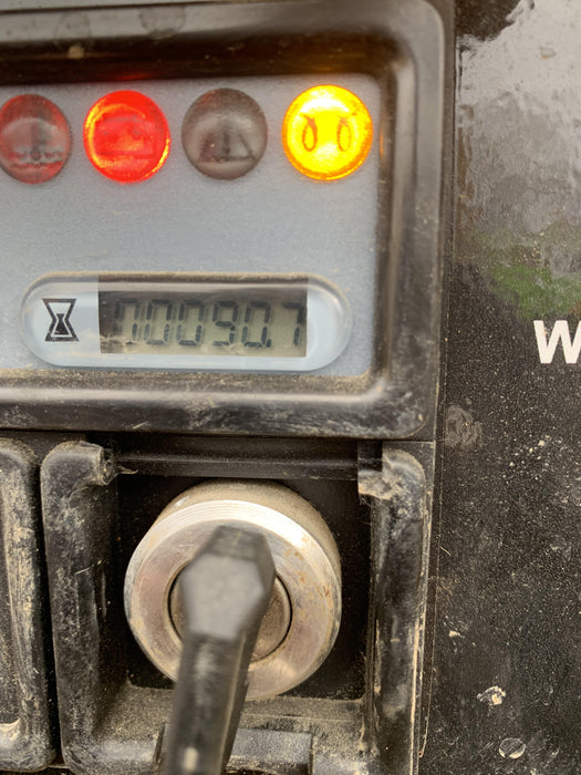 2021 VAC-TRON LP573XDT