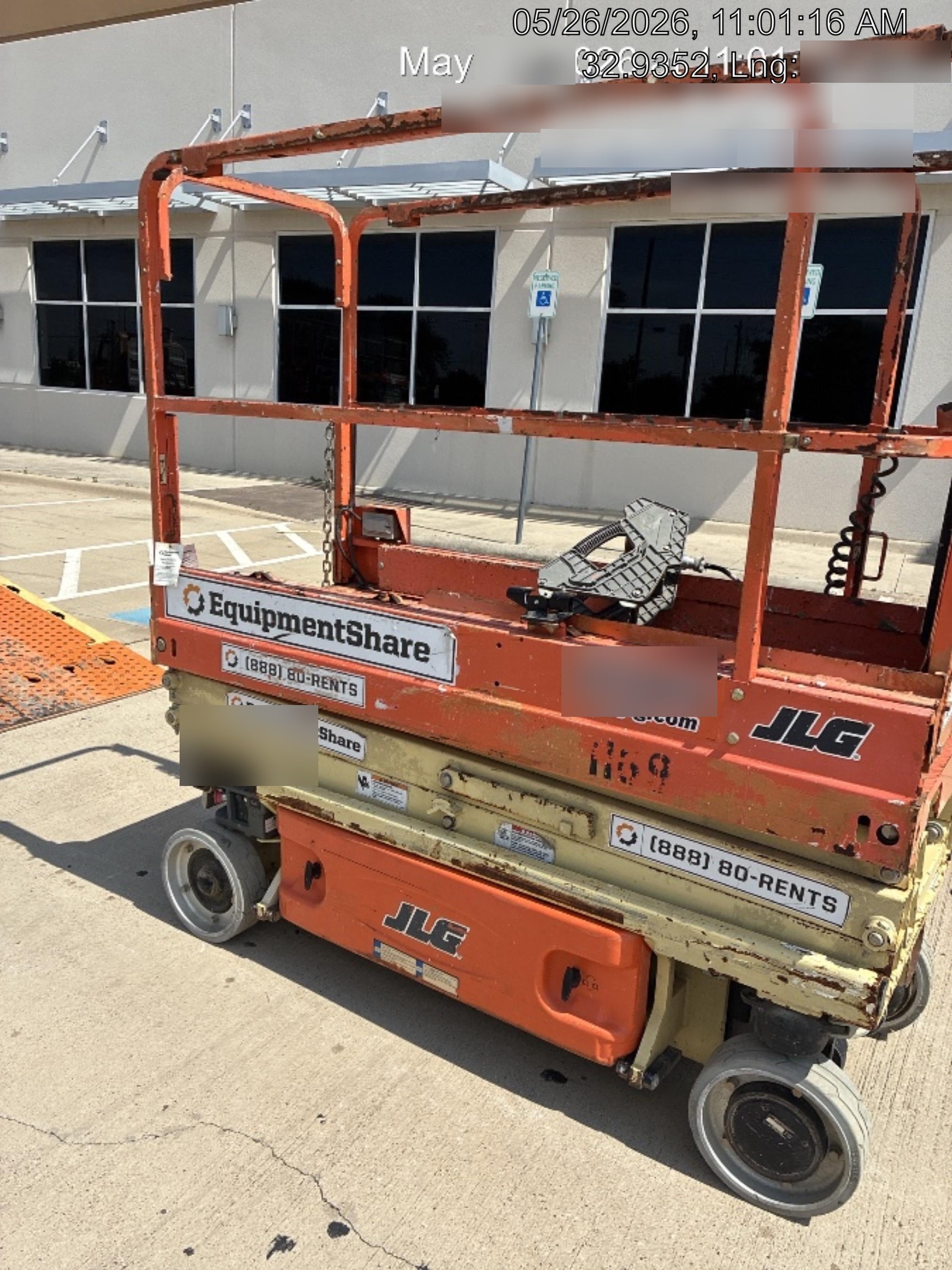 2016 JLG 1930ES