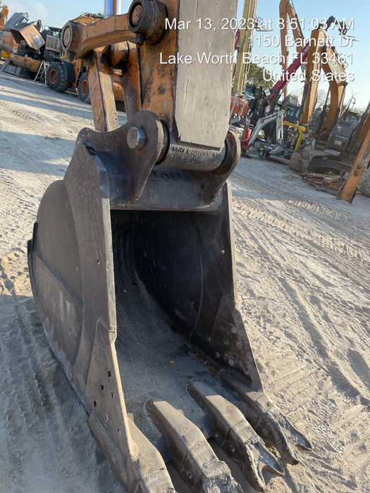 2017 CASE 36" Bucket - Case