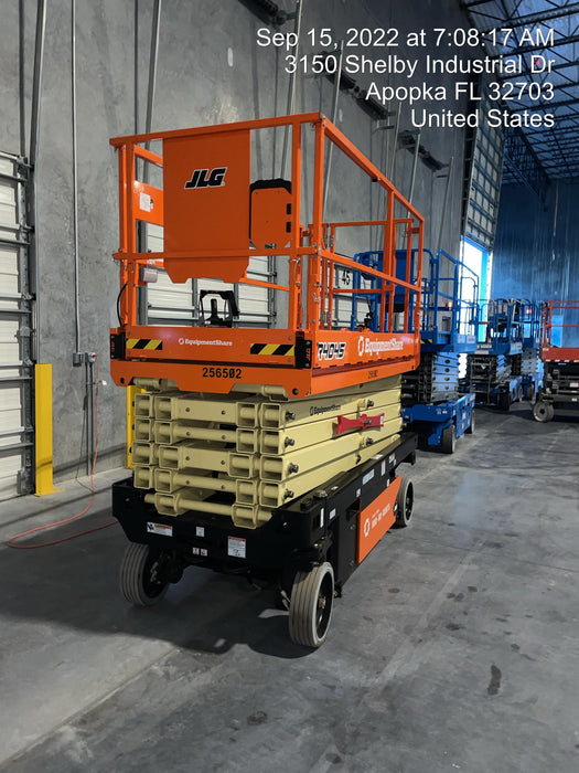 2022 JLG R4045