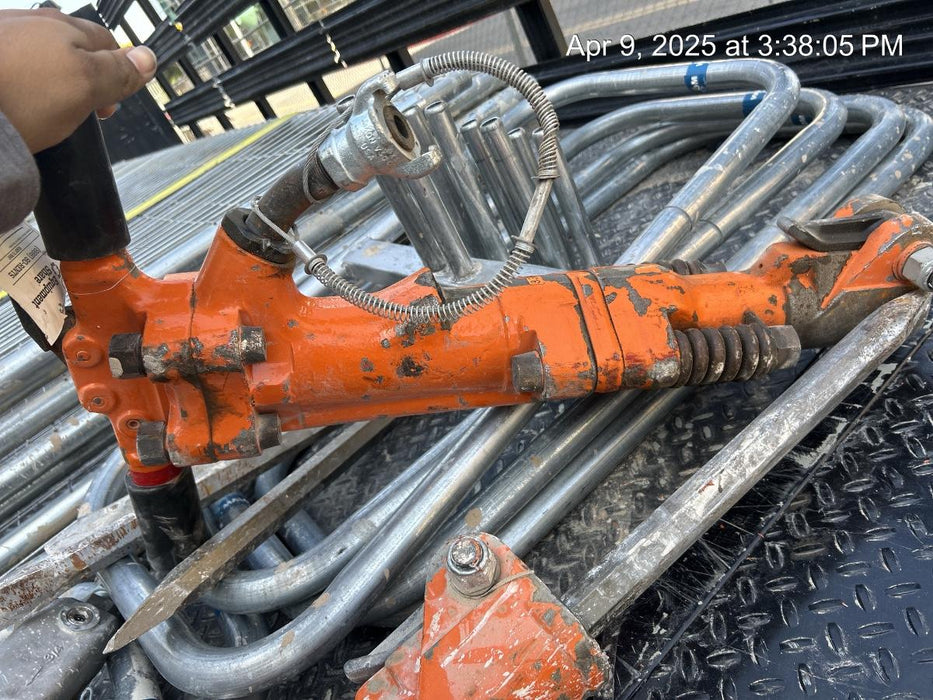 2023 MICHIGAN PNEUMATIC ES-TPB60-118-TRACKER