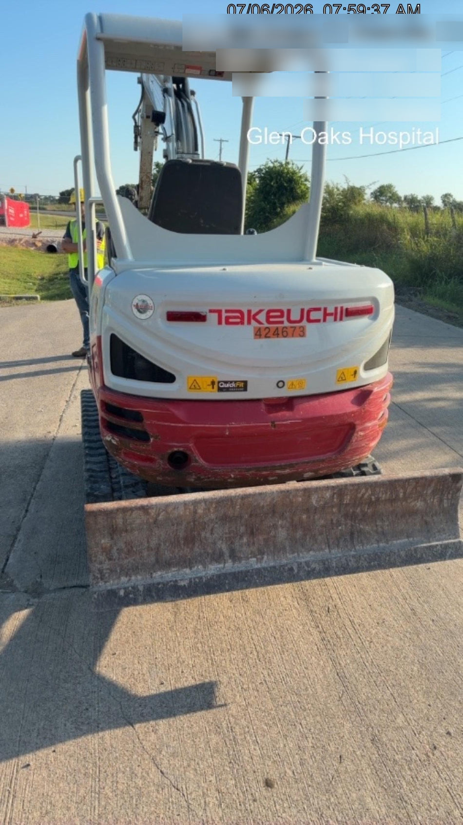 2024 TAKEUCHI TB235-2R