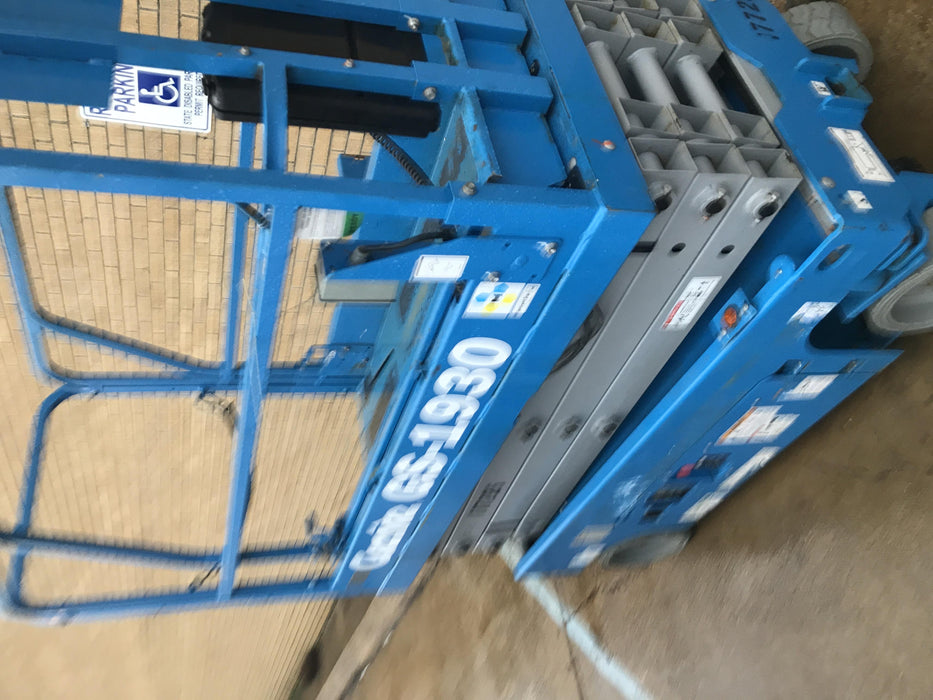 2018 Genie GS-1930 Genie GS-1930 w/Fixed Rail, Chain Entry
