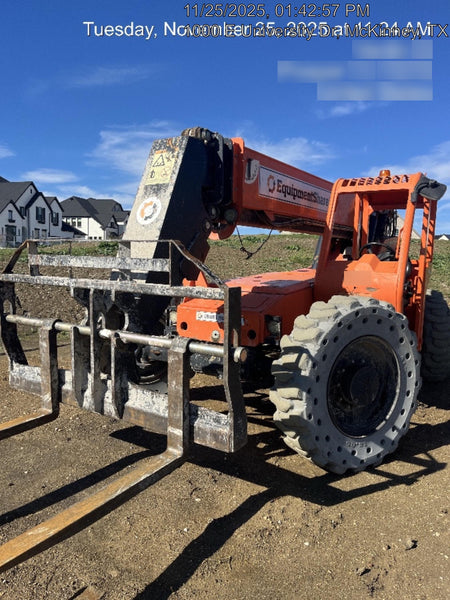 2021 SKYTRAK 8042