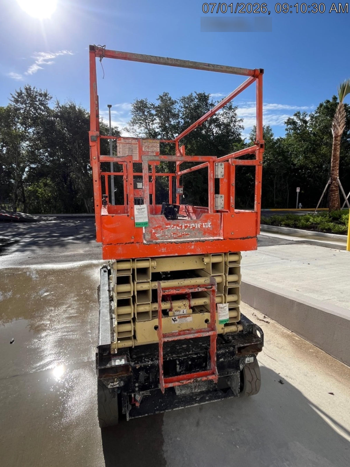 2022 JLG ES3246