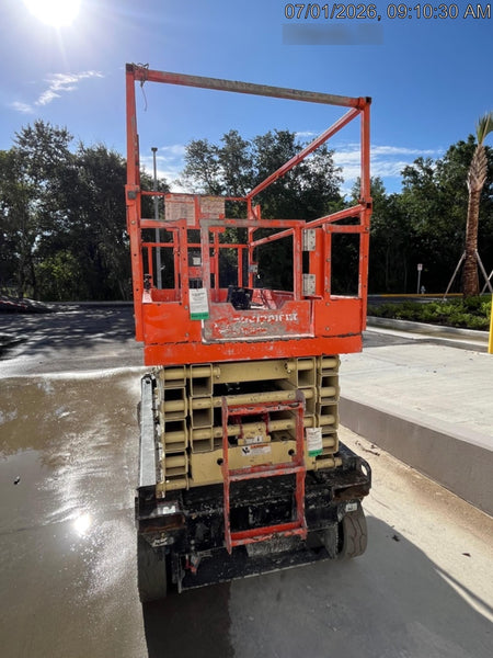 2022 JLG ES3246