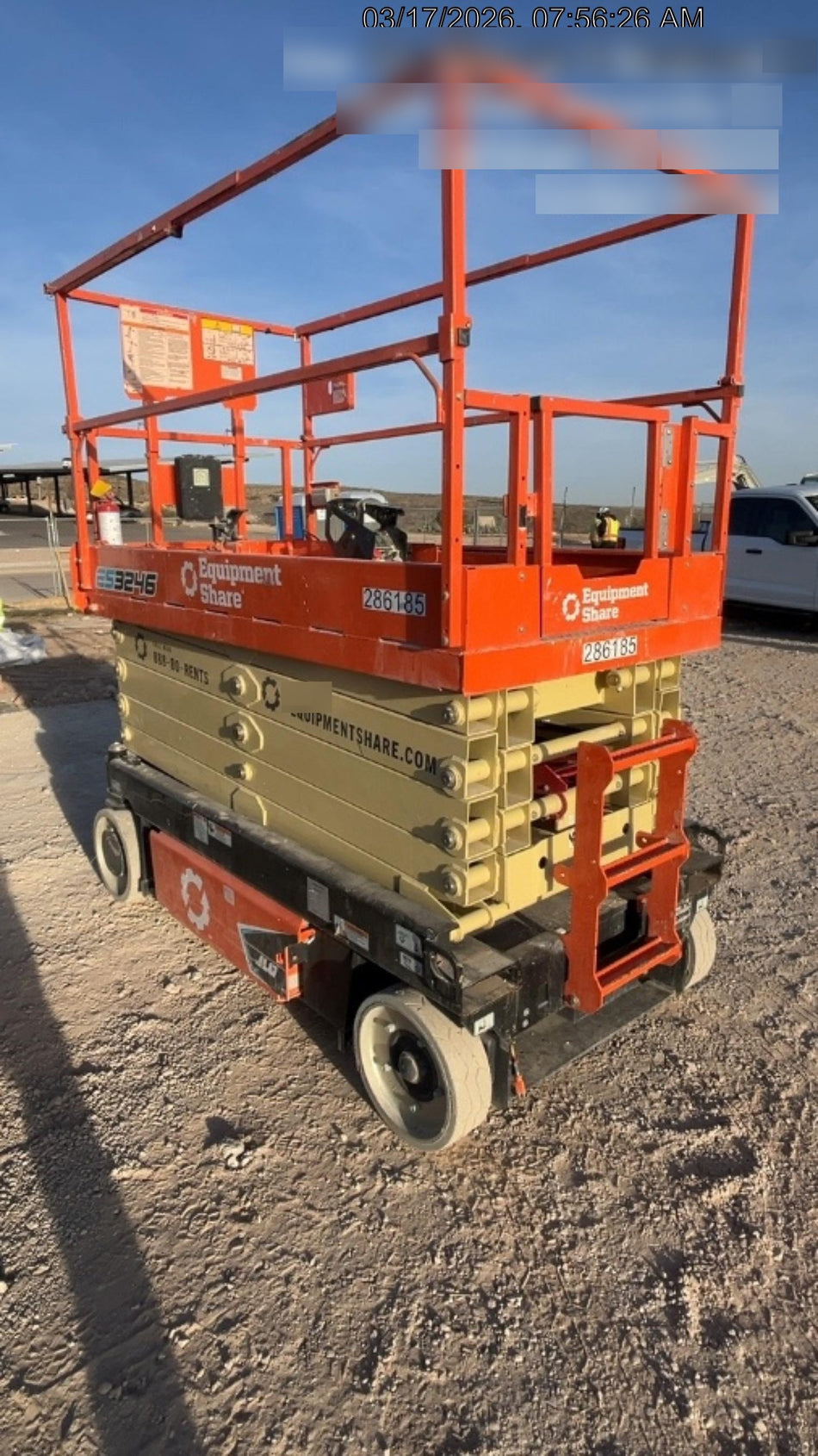 2022 JLG ES3246
