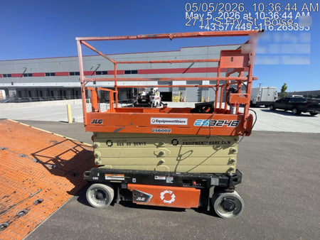 2022 JLG ES3246