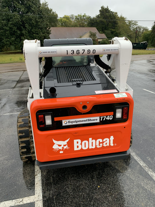 2021 BOBCAT T740