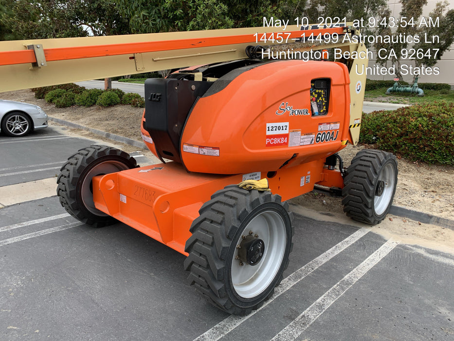 2021 JLG 600AJ