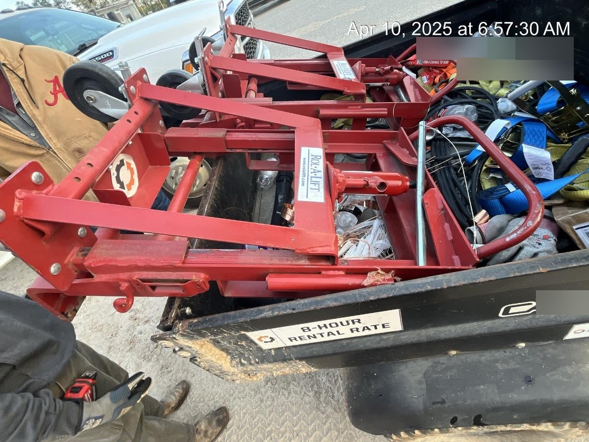 2022 ROL-A-LIFT M-6