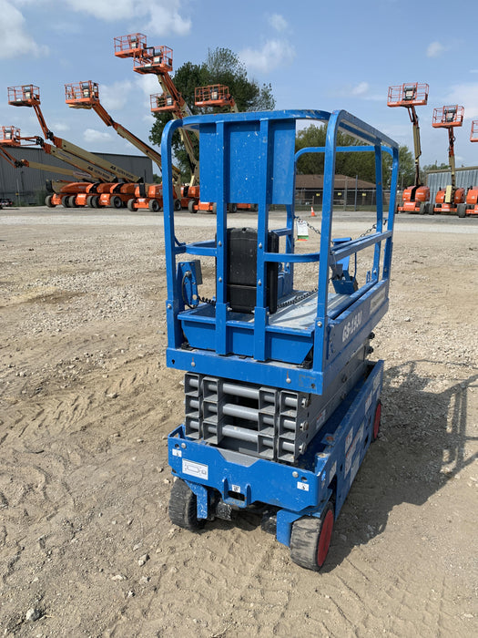 2019 Genie GS-1930 Fixed Rails with Chain Entry