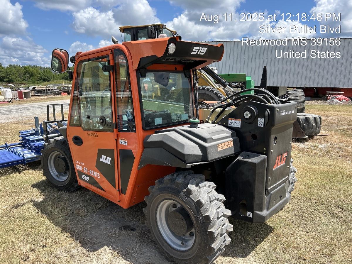 2025 JLG 519