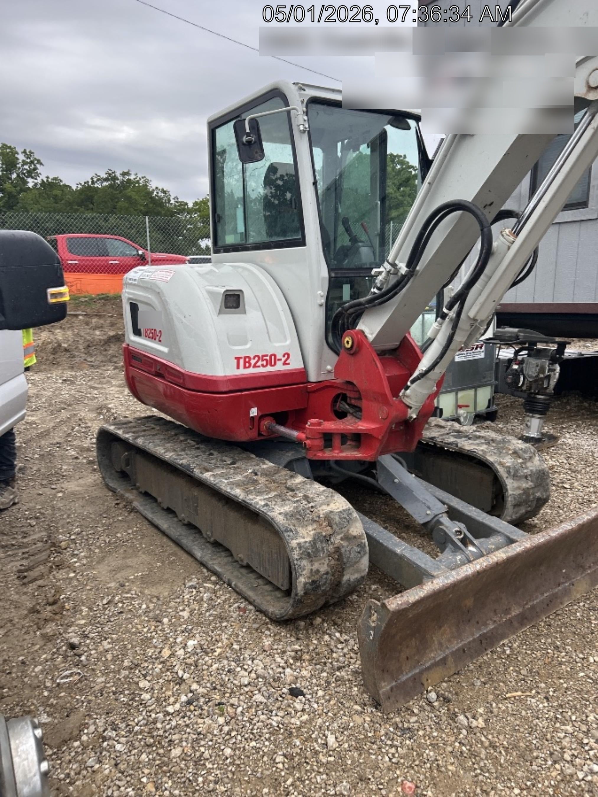 2024 TAKEUCHI TB250-2CR