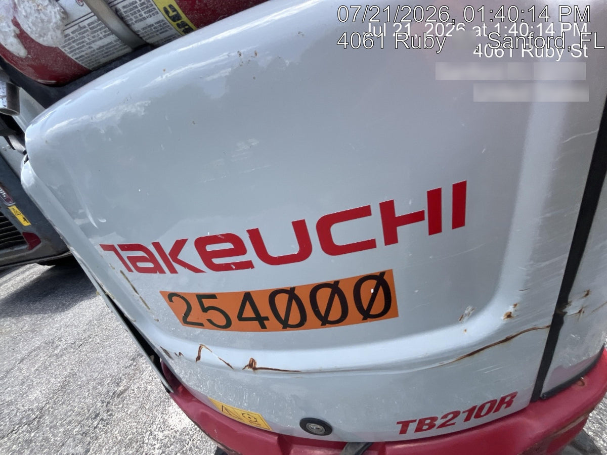 2022 TAKEUCHI TB210R