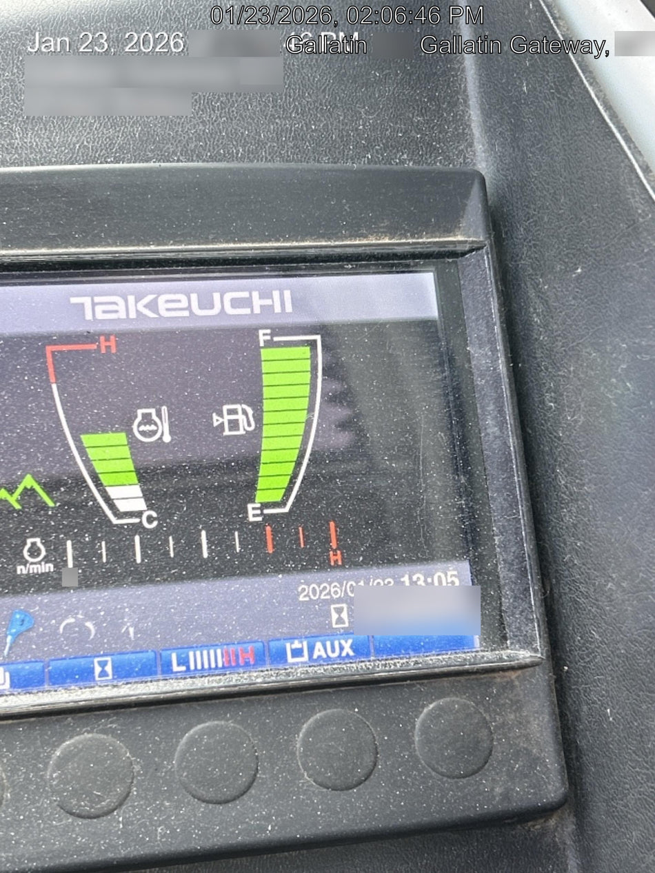 2022 TAKEUCHI TB235-2CR