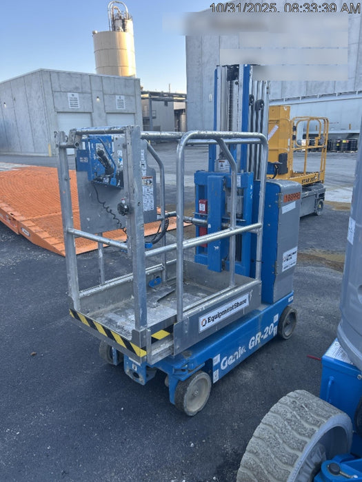 2021 GENIE GR-20