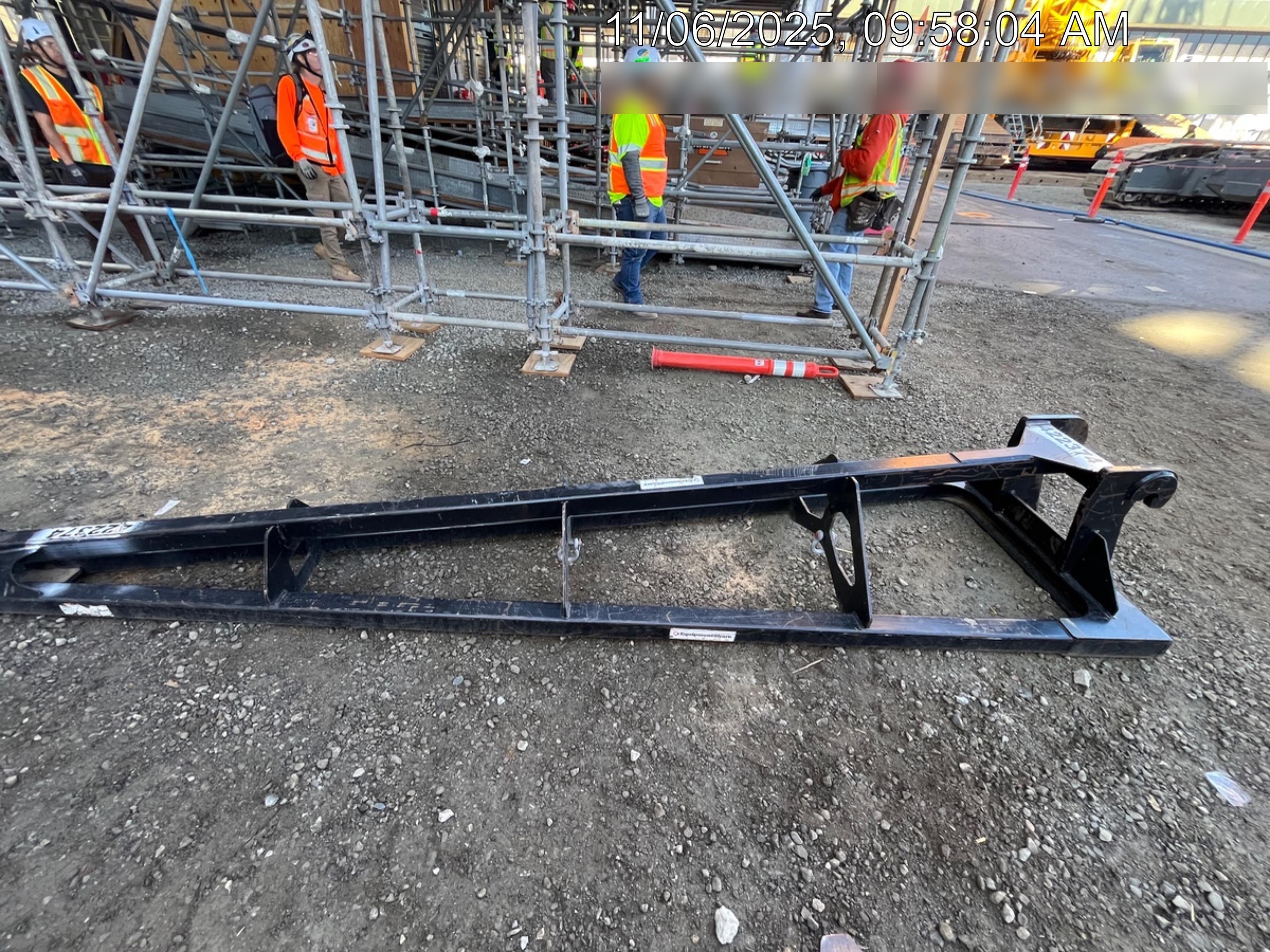 2024 JLG 100275853