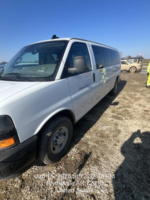 2025 CHEVROLET Express Van - Rental