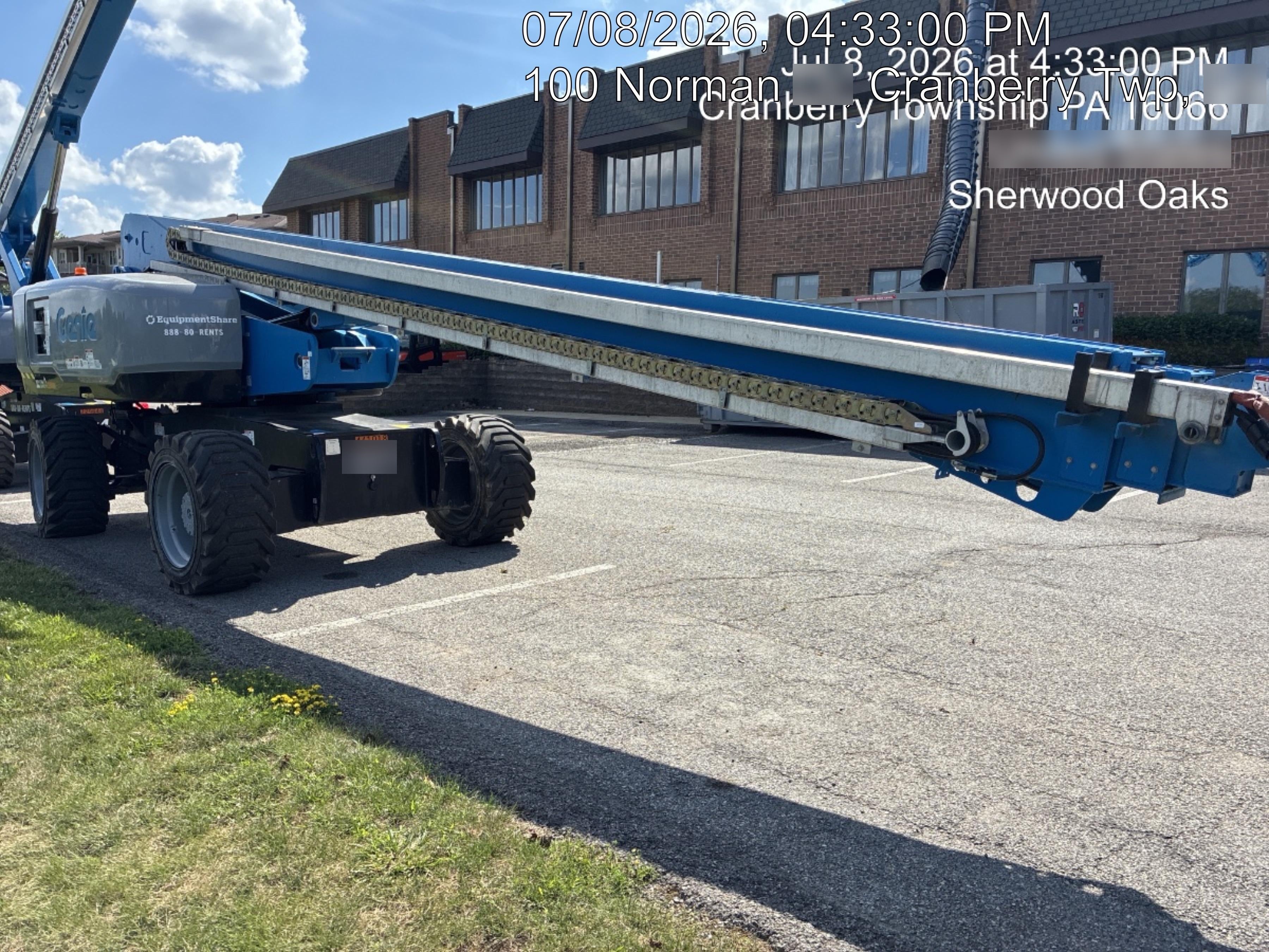 2024 GENIE S-85 XC
