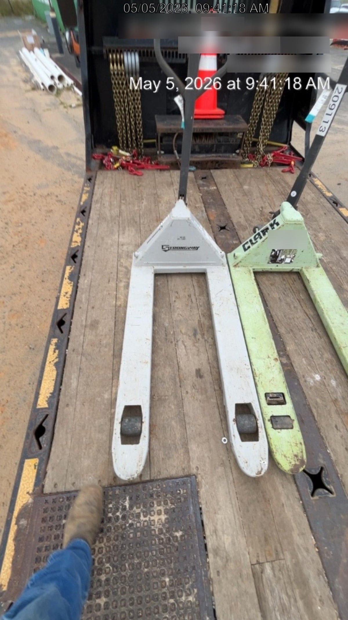 2023 STRONGWAY 4400 lb Pallet Jack