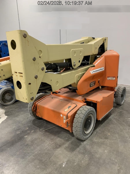 2019 JLG E400AJPN
