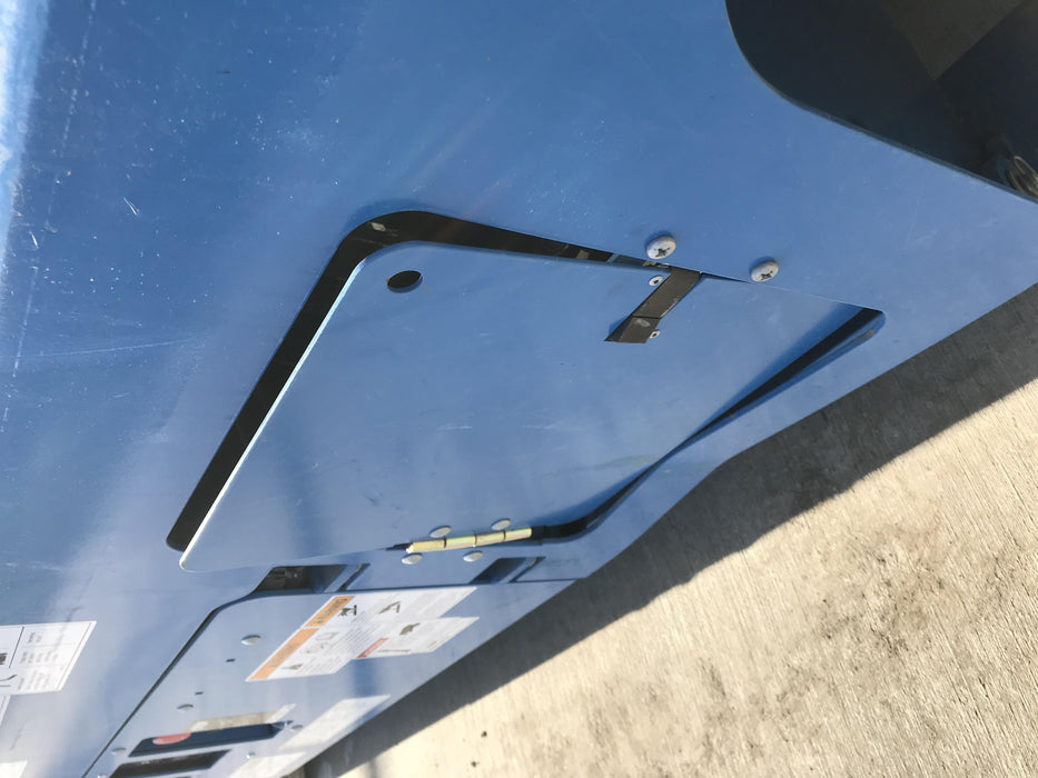 2019 Genie GS-2632 Folding rails with half height swing gate