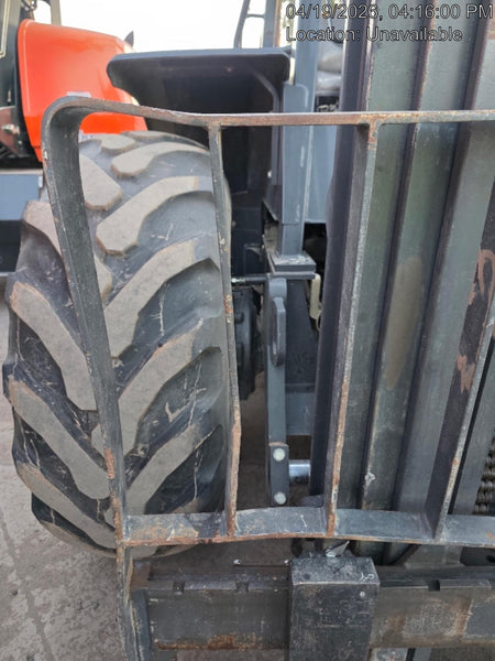 2023 CASE 588H