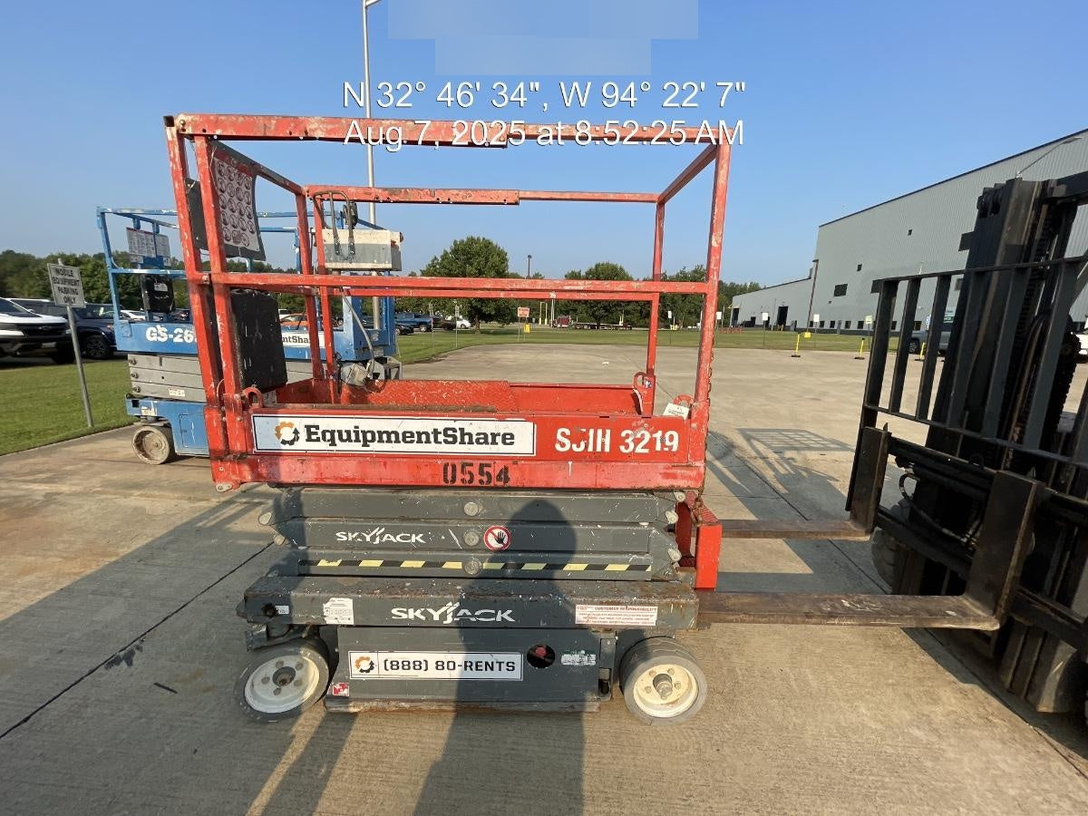 2015 SKYJACK SJIII-3219