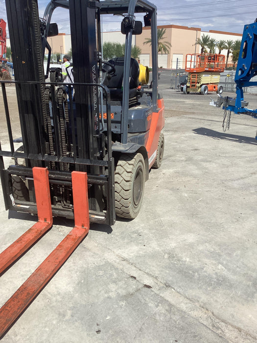 2022 TOYOTA 50-8FGU25