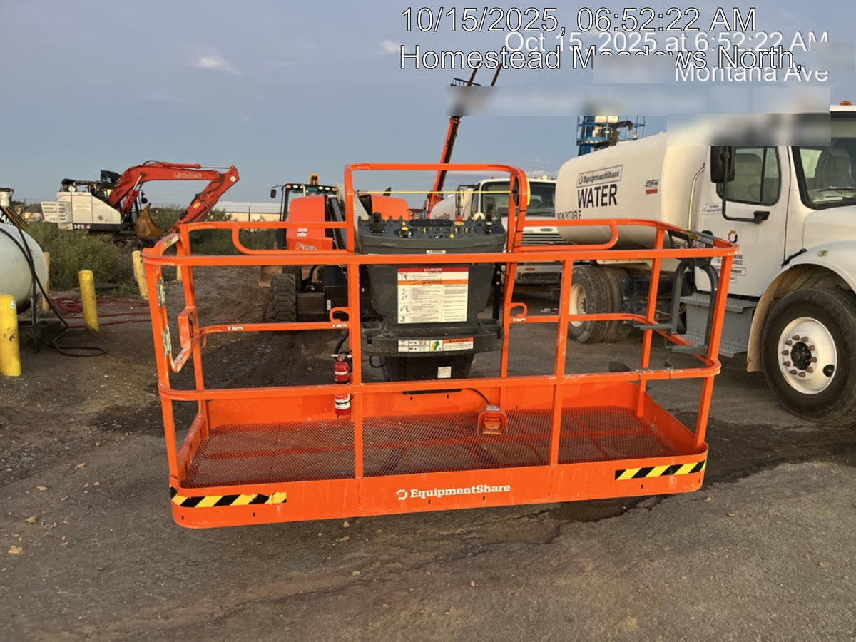 2025 JLG 660SJ