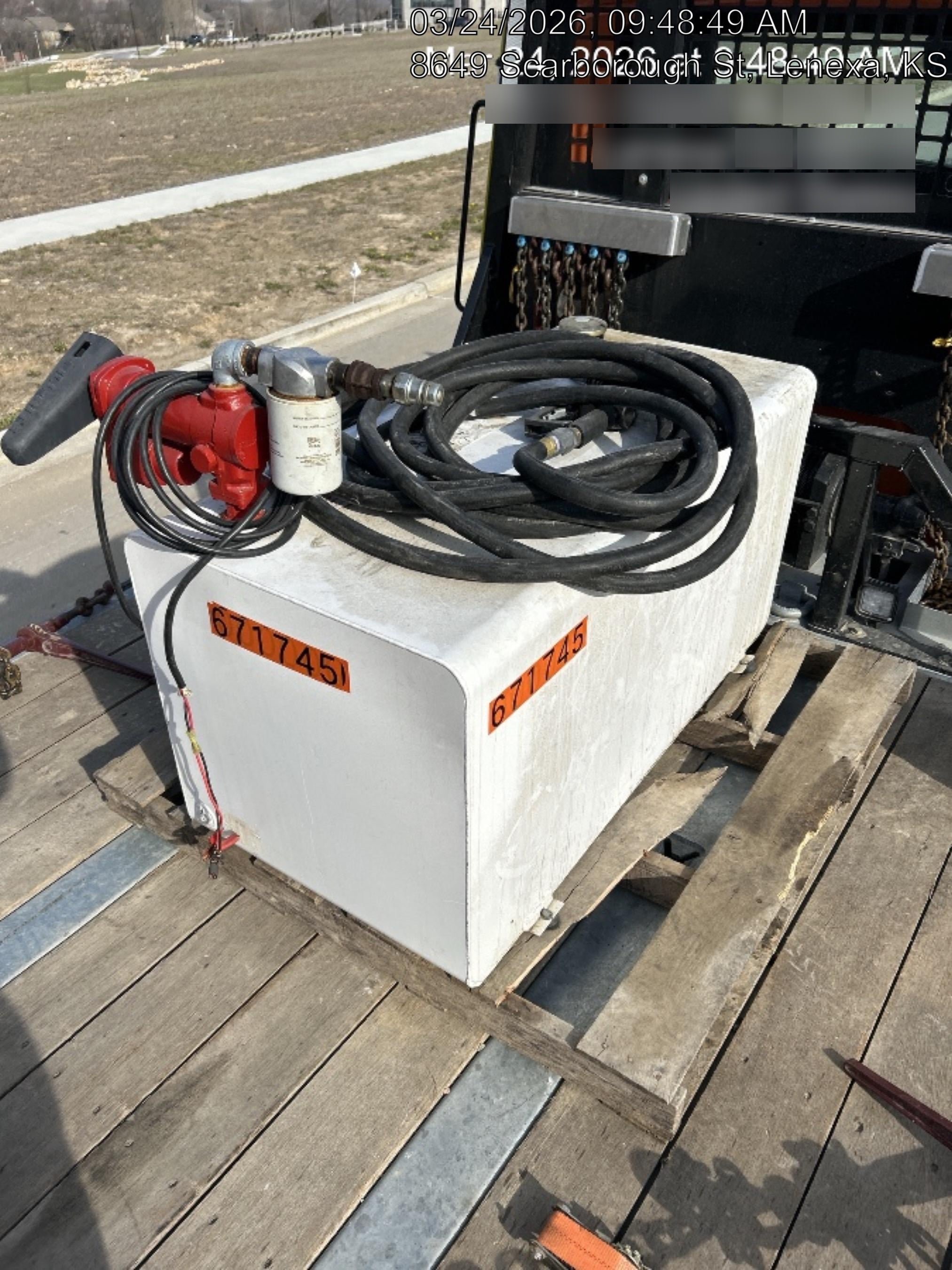 2025 DEE ZEE Premium Transfer Tank - 108 gallon