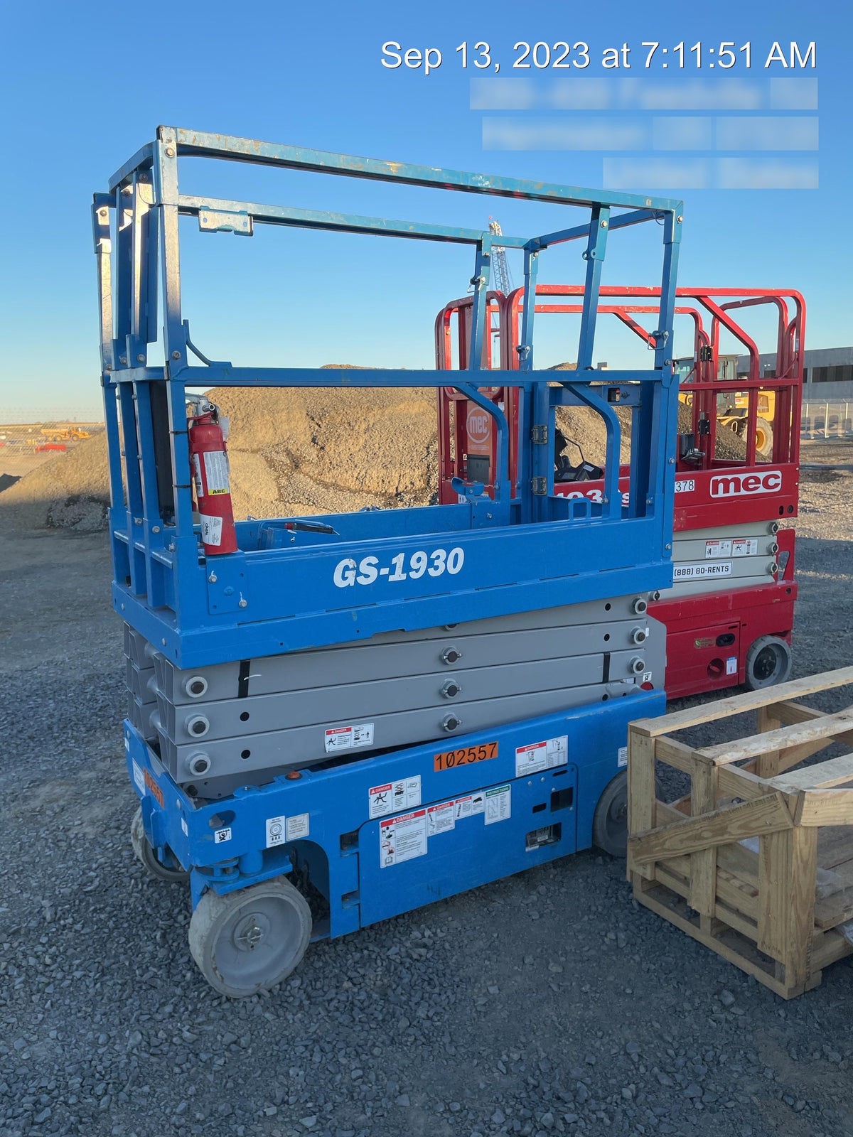 2020 Genie GS-1930 Solid Non Marking Tires, Beacon, Folding rails with half height swing gate, 800W Inverter