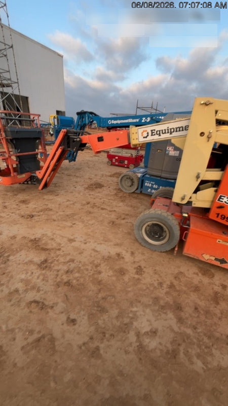 2019 JLG E300AJP
