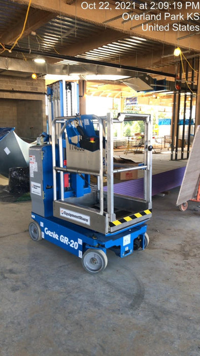 2021 GENIE GR-20