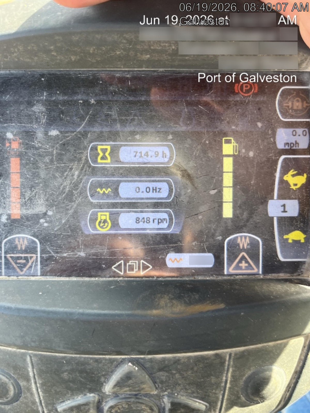 2023 CASE SV211E