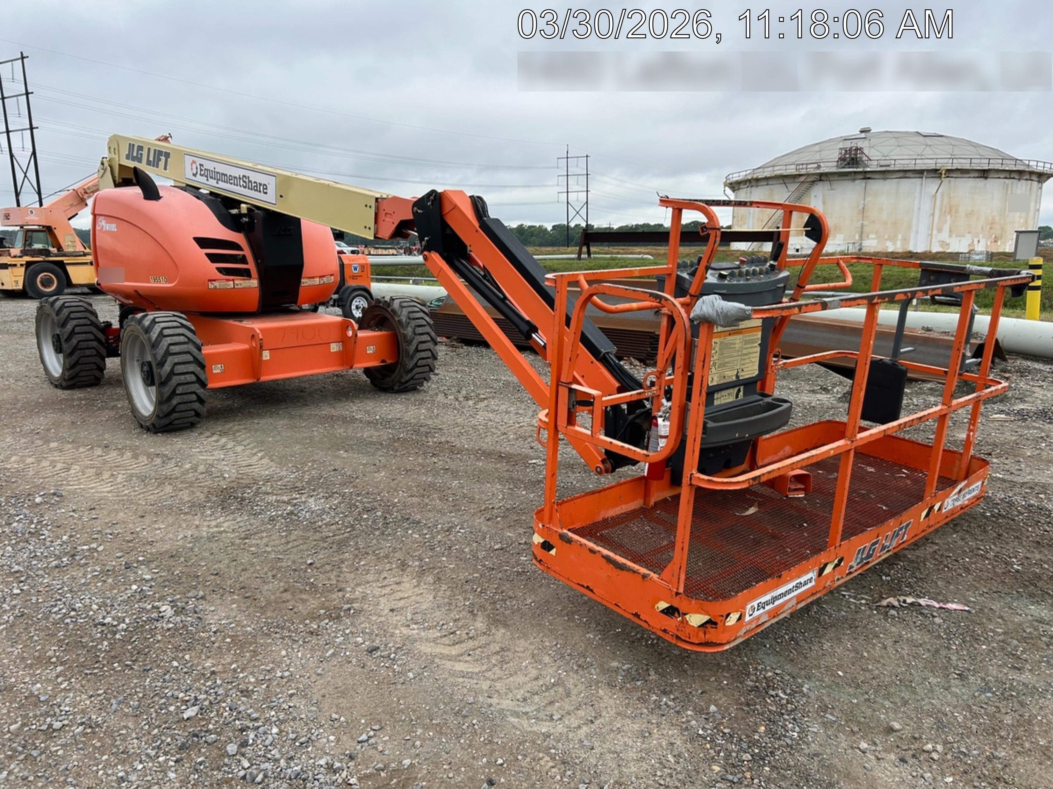 2021 JLG 600AJ