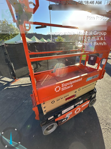 2022 JLG ES1932