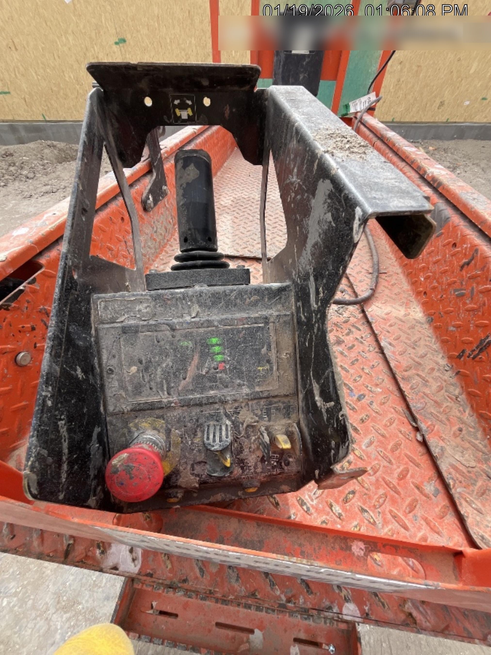 2021 JLG ES1932