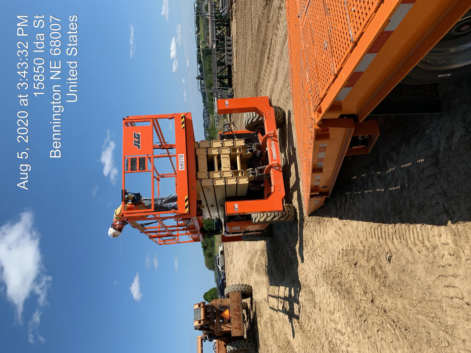 2020 JLG 530LRT